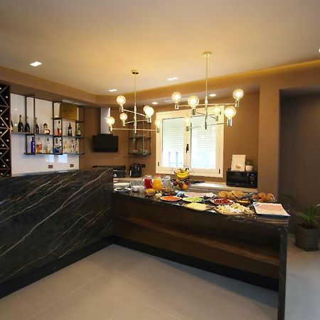 Nomelia Residence B&B Vlorë Екстериор снимка