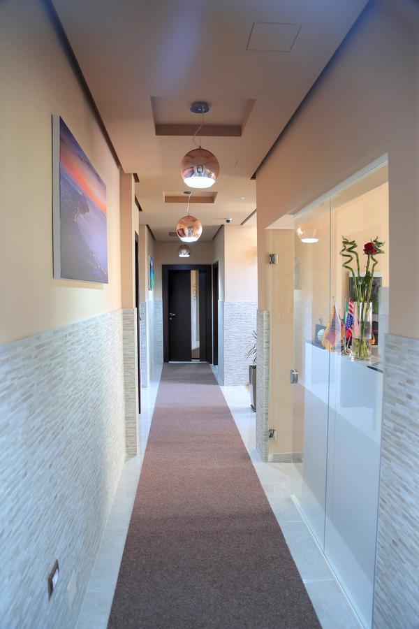 Nomelia Residence B&B Vlorë Екстериор снимка