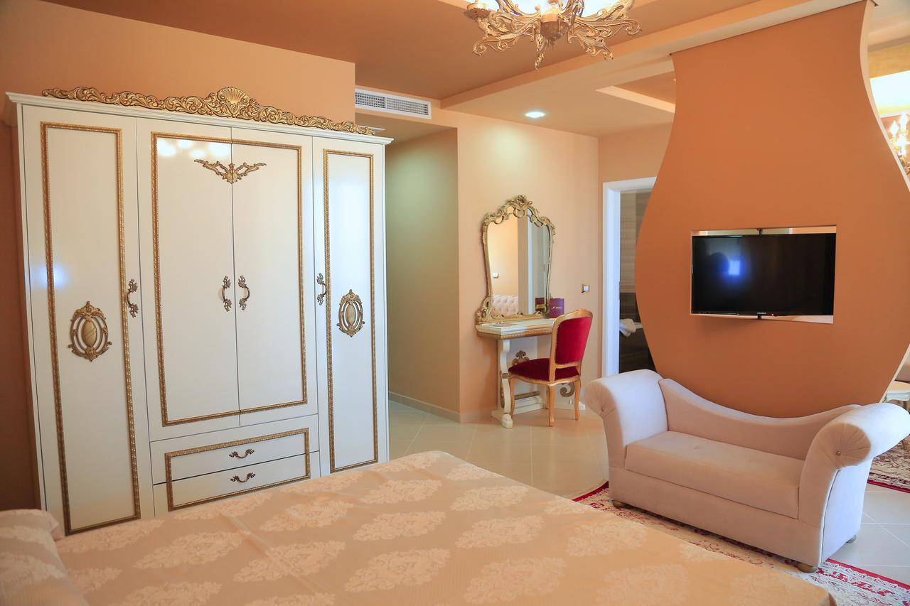 Nomelia Residence B&B Vlorë Екстериор снимка