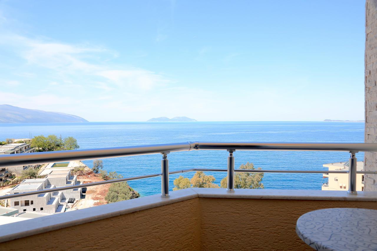 Nomelia Residence B&B Vlorë Екстериор снимка