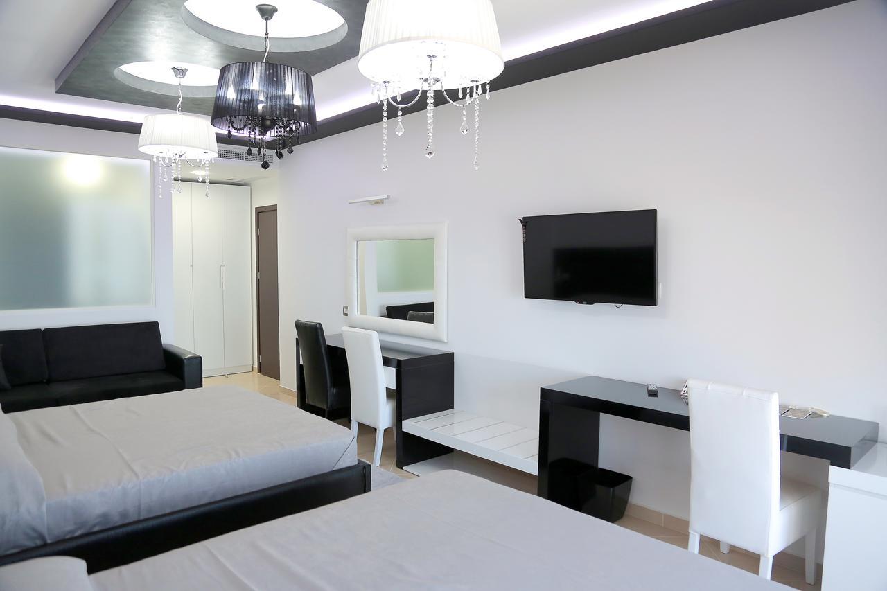 Nomelia Residence B&B Vlorë Екстериор снимка