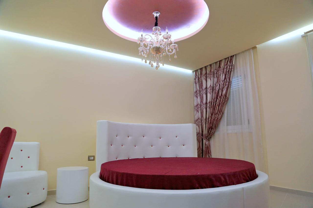 Nomelia Residence B&B Vlorë Екстериор снимка